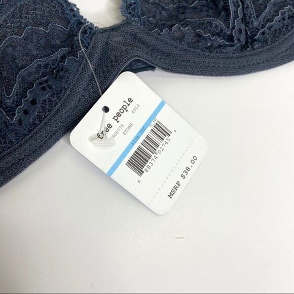 NEW Free People Intimately Embrace Lace Triangle Bra Storm 32C - Picture 10 of 14